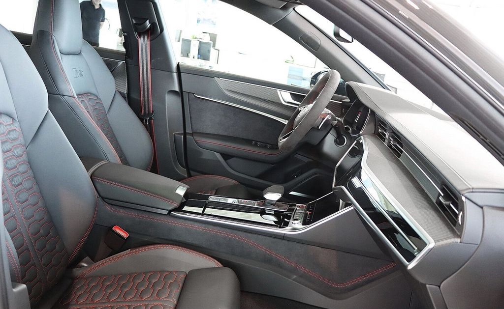 Audi RS7 Sportback | novinka 2023 | super sportovní luxusní 4-dveřové coupé | benzín V8 biturbo 600 koní | maximální výbava | nové auto skladem | přímo od německého autorizovaného prodejce | nákup online | auto eshop | virtuální autosalon AUTOiBUY.com